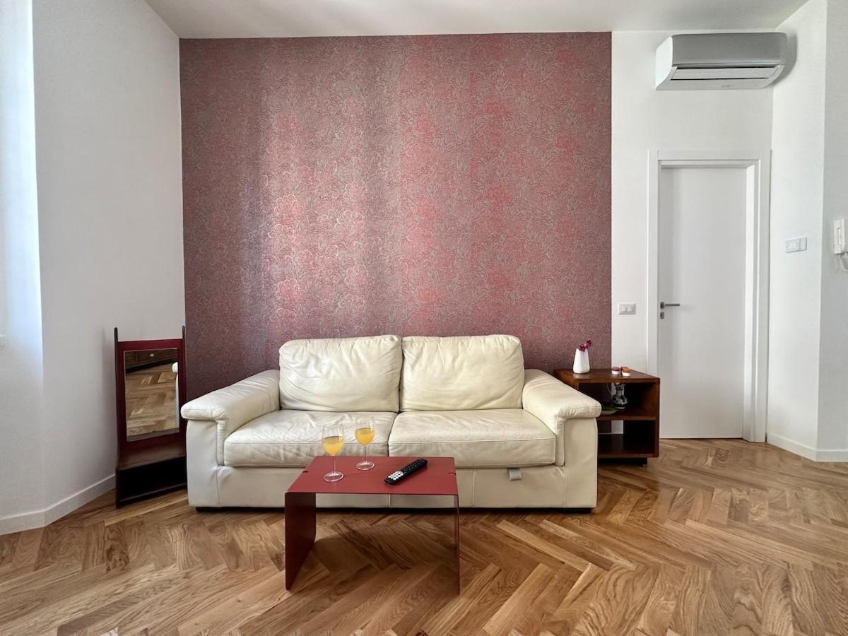 Bright House Roma